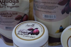 Ayudya Lulur Pengantin Chocolate Body Scrub (with extract ginger & cocoa Butter)